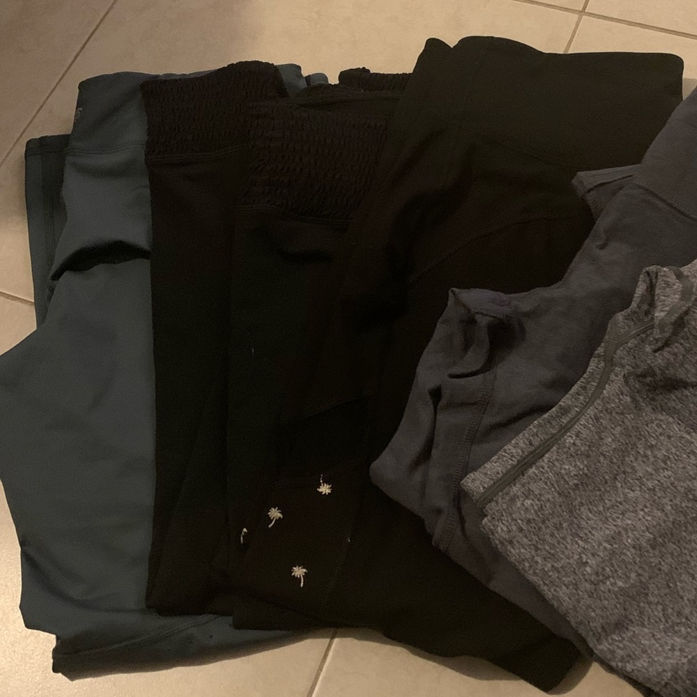 FULL LENGTH WORK OUT LEGGINGS BUNDLE (5)